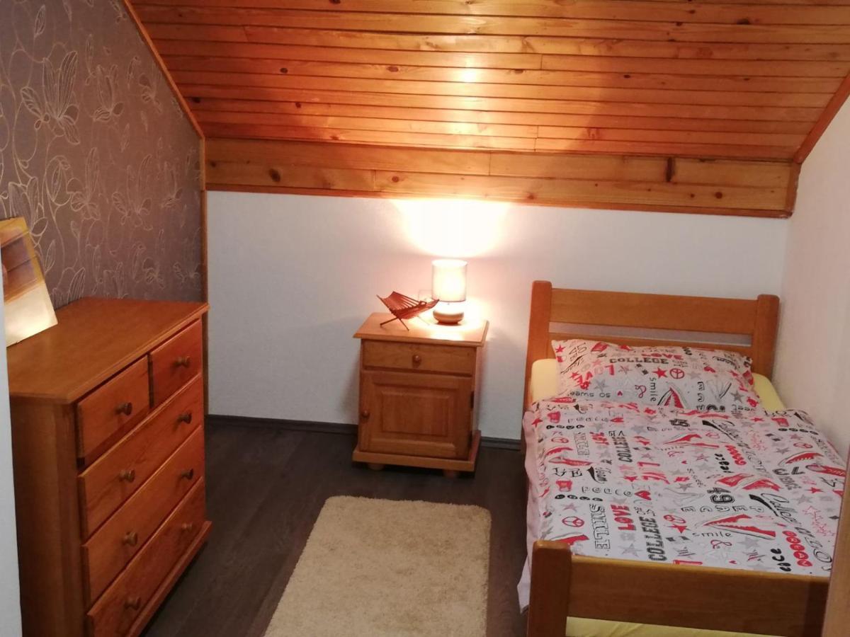 Holiday Home Tin Огулин Екстериор снимка